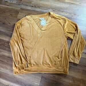 Umgee V Neck Pullover Velour Mustard Yellow Women’s 1X Sweater Long Sleeves NWT